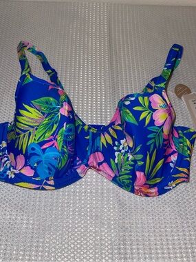 CLOSET CLOSEOUT SALE - Freya Women’s Floral Underwire Bikini Top - 34E - NWT